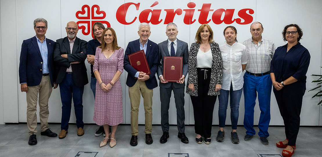 Foto de grupo de las autoridades asistentes